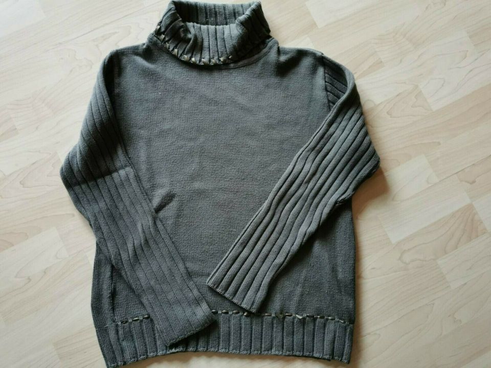 Damenpullover khaki mit 15%Wolle, Größe 36/38 in Hainsfarth