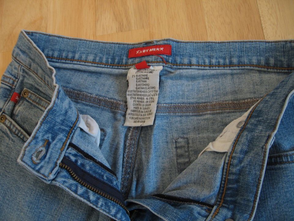 XX by Mexx Jeans, hellblau, Schlaghose, Größe 38, 2000er Style in Solingen