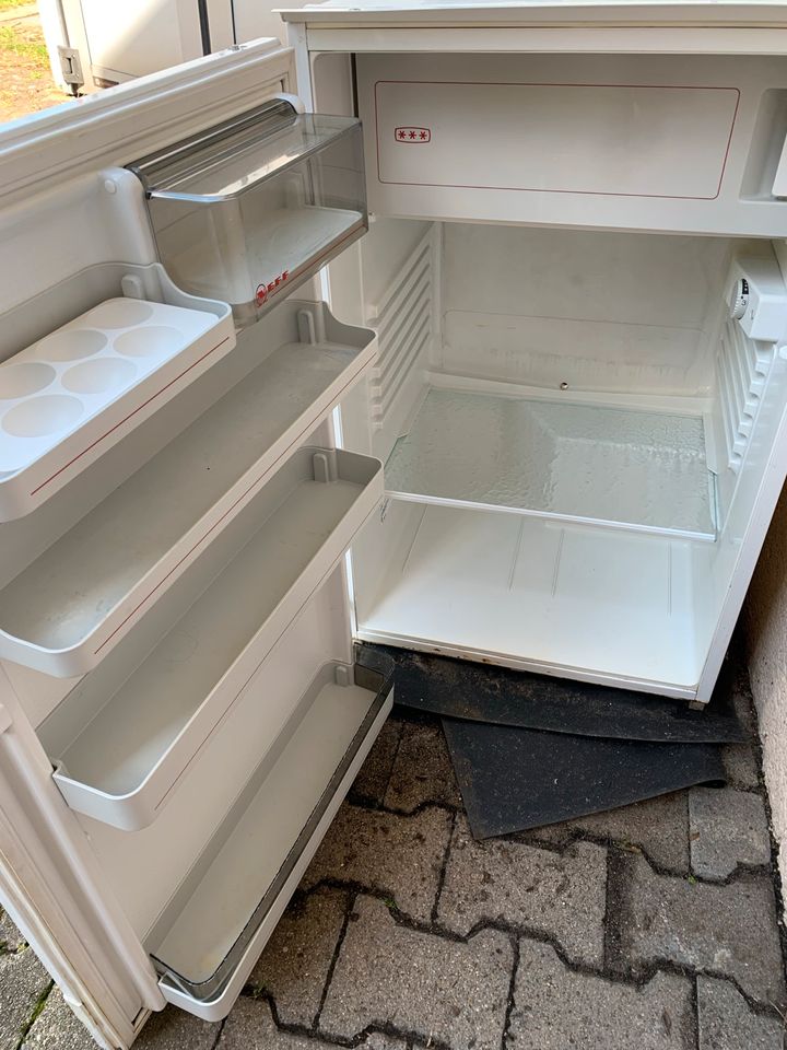 Neff Einbau Kühlschrank Defekt in Neckarsulm