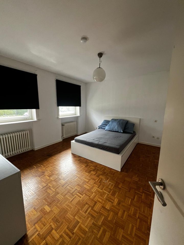 Zimmer für ein Paar in einem Einfamilienhaus. in Hamburg
