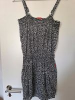 Kurzer Jumpsuit grau schwarz CFL Gr. 176 Nordrhein-Westfalen - Wermelskirchen Vorschau