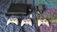 XBox 360 120 GB schwarz + 3x Controller + Ladekabel Hannover - Misburg-Anderten Vorschau