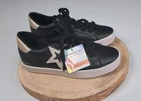 Skechers Skecher Street Women's Diamond Starz Sneaker Gr. 35,5 Niedersachsen - Göttingen Vorschau