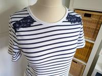 Superdry Damen Minikleid Gr. L 40 weiß-blau gestreift mit Spitze Mecklenburg-Vorpommern - Wismar Vorschau