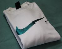 Nike Swoosh Hoddie (2021 / 22) in M Bayern - Wartmannsroth Vorschau