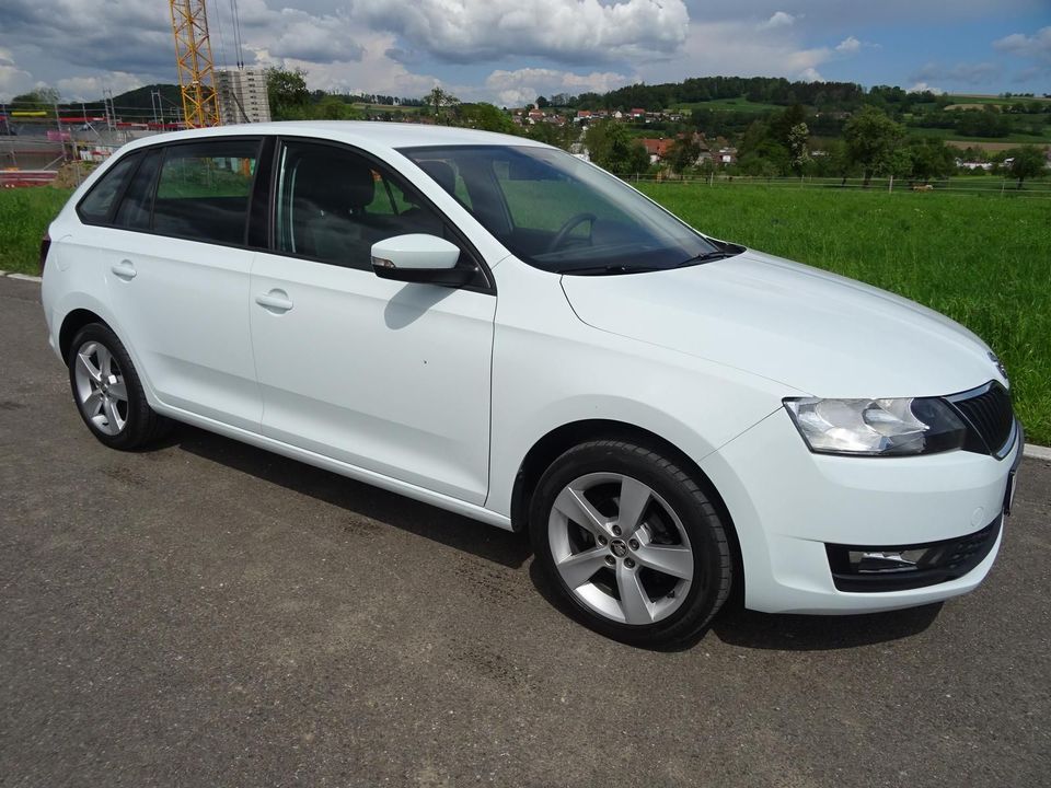 Skoda Rapid Spaceback 1.0 TSI Cool Edition/ALU/PDC/SHZ in Wilhelmsdorf