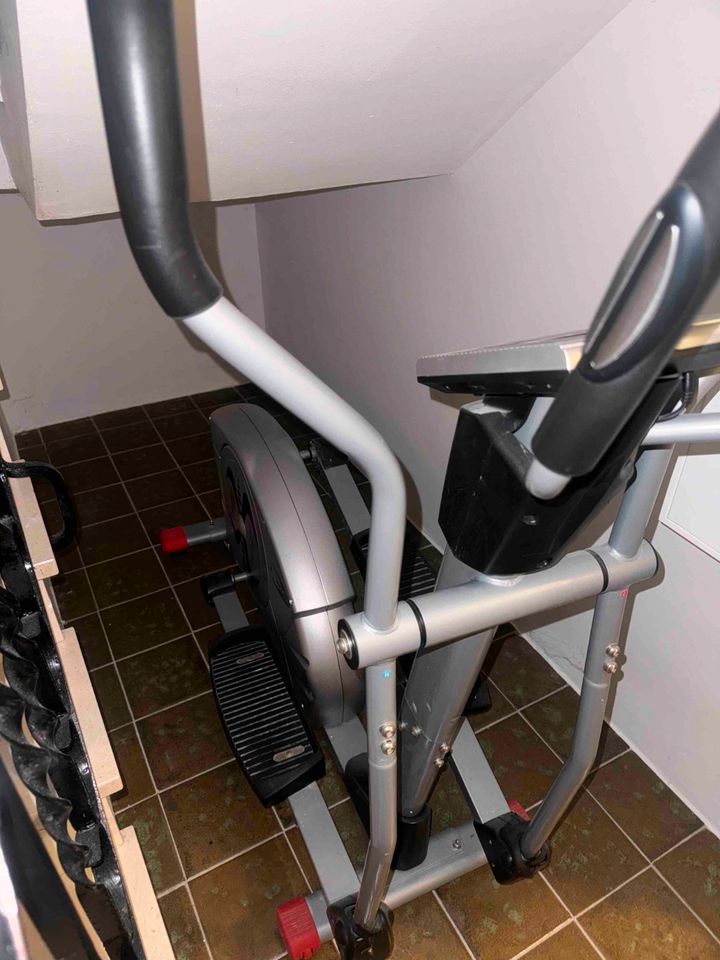 Crosstrainer-Ergometer CX6, Christopeit in Aachen