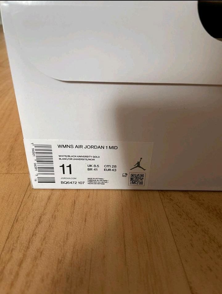 Jordan 1 Mid Laser Orange (W) / EUR 43 in Berlin