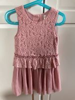 Feines Kleid 4-5 Jahre Frankfurt am Main - Bornheim Vorschau