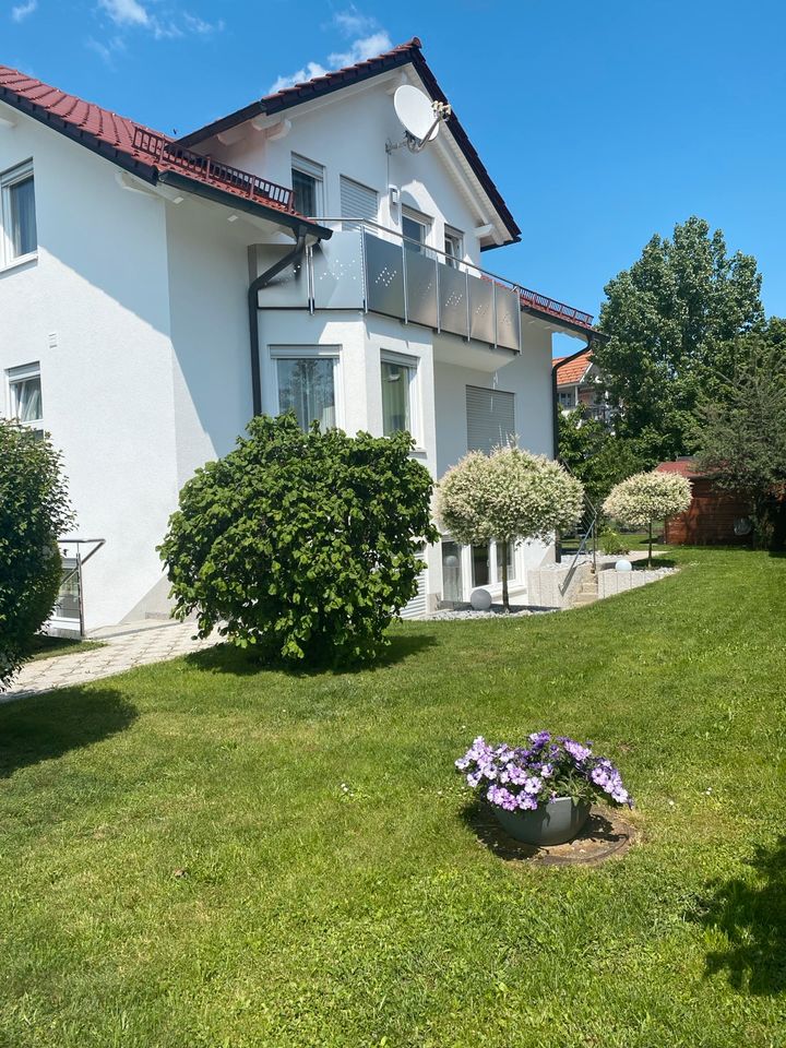 Großzügige Einfamilienhaus mit 2 zimmer-Einliegerwohnung in Trossingen