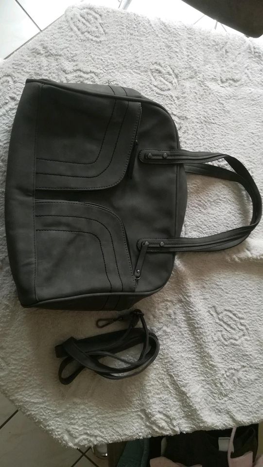 Handtasche Neu unbenutzt in Waldeck