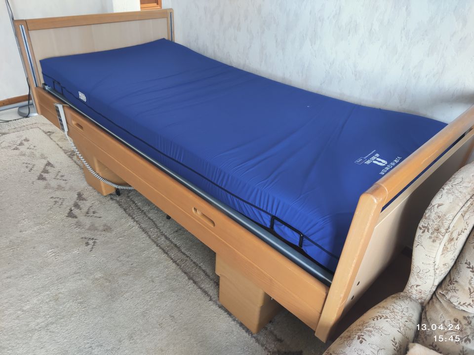Pflegebett in Betzdorf