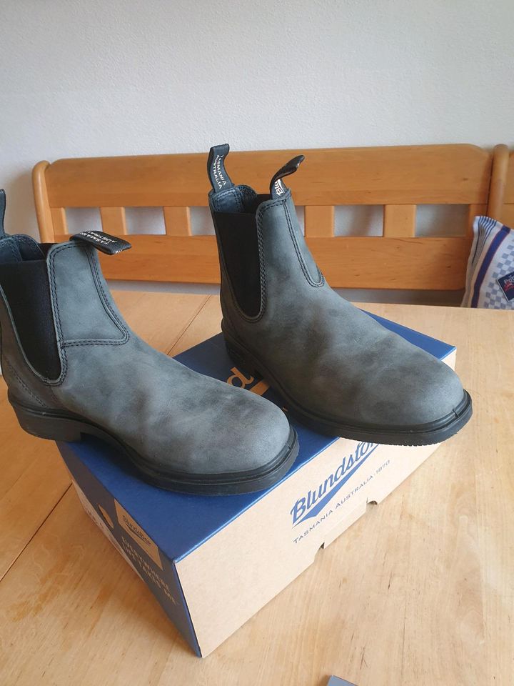 Blundstone 1308 Gr. 6 (39) eher Gr. 40 rustic black in München