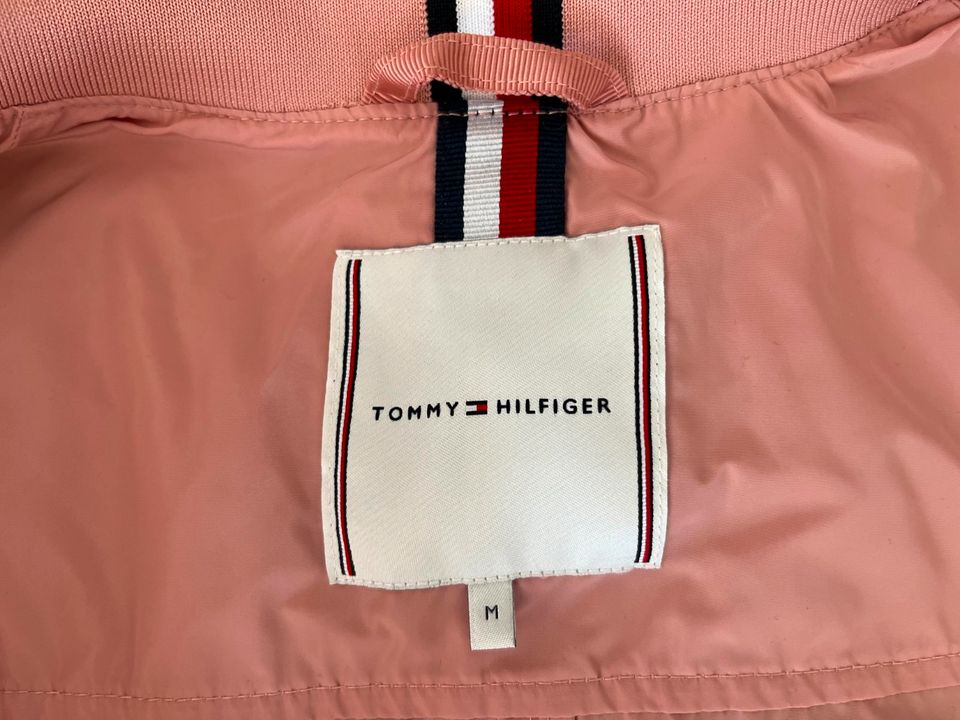 Tommy Hilfiger Damenjacke in Ginsheim-Gustavsburg