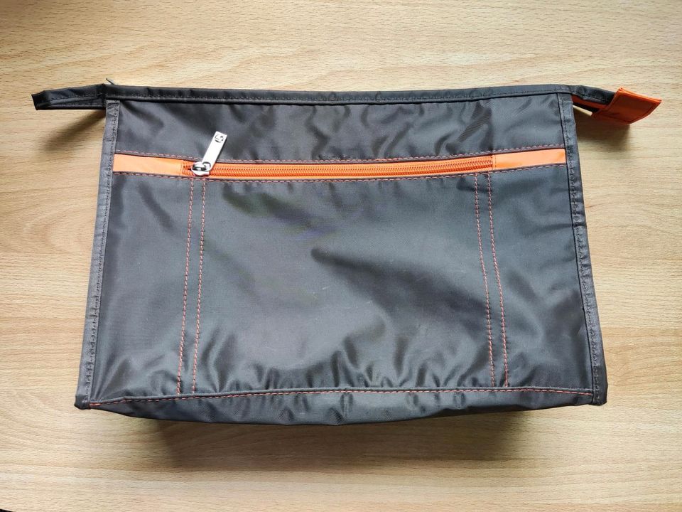 Kulturbeutel/Waschtasche, oliv/orange, Rossmann in Schleswig-Holstein -  Norderstedt | eBay Kleinanzeigen ist jetzt Kleinanzeigen