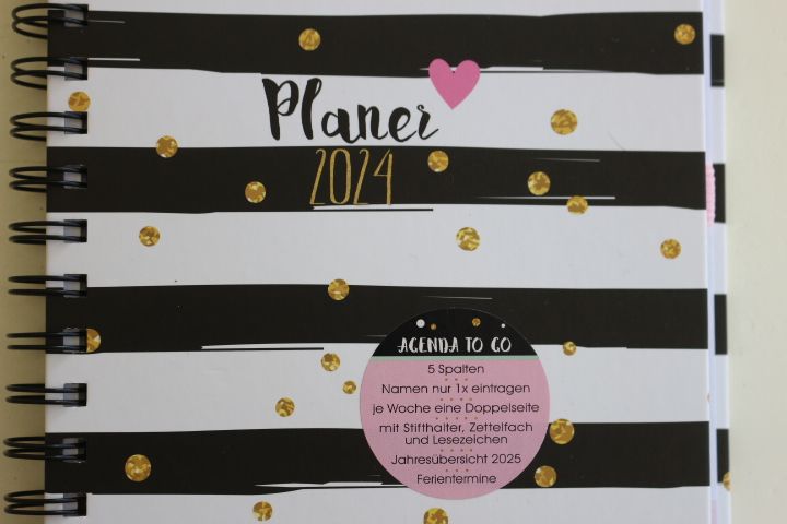 Planer Kalender 2024 ★ Glamour Korsch Verlag NEU schwarz pink in Rellingen