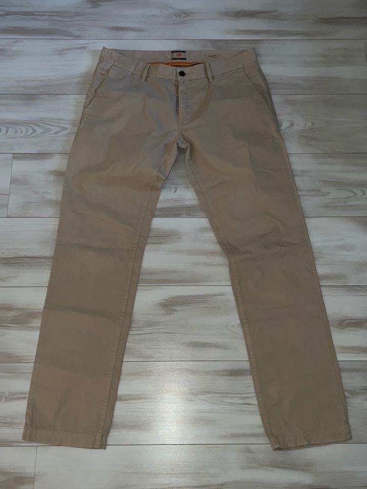 Hugo Boss Orange edle Chino W36 L34 Beige TOP NP.:129,- € in Berlin