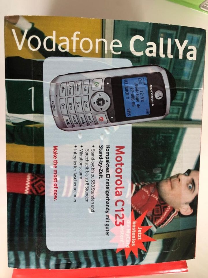 Neuwertig Motorola C123 Handy in Aschersleben