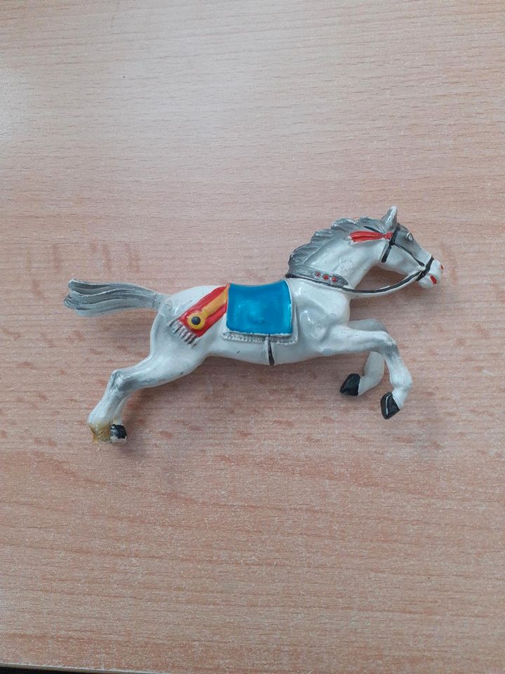 DDR Spielzeug Indianer Pferd in Leipzig