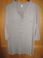 Blusenshirt mit Kellerfalte und Pünktchen-Druck in Gr. 48 Brandenburg - Luckenwalde Vorschau