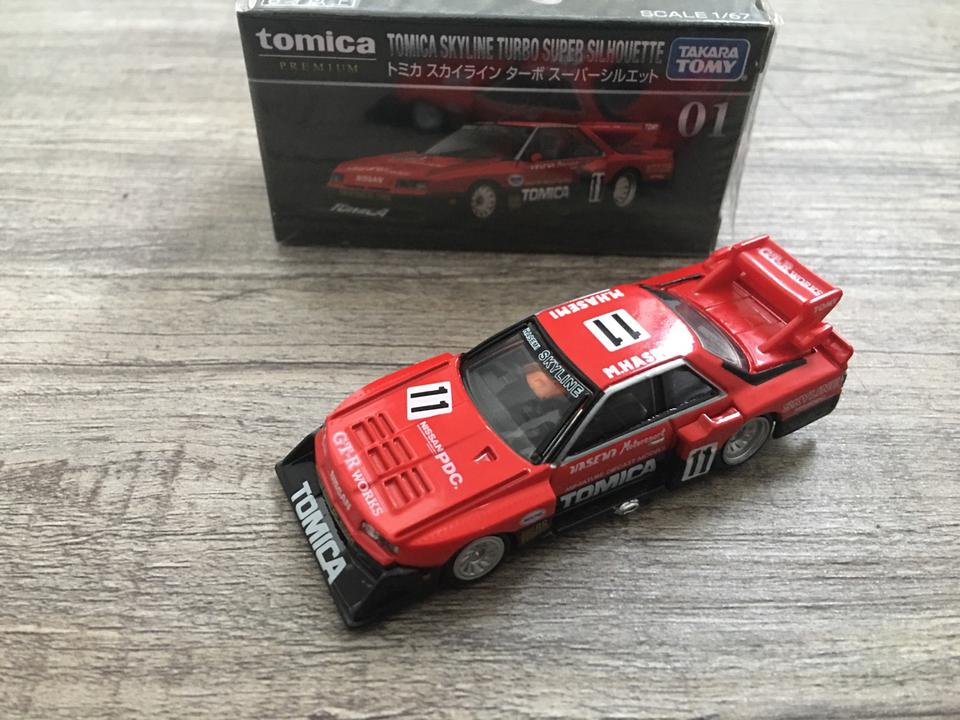 TOMICA PREMIUM #01 NISSAN SKYLINE Turbo Super Silhouette TAKARA in Bergheim