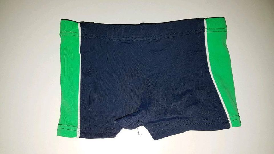 Badehose,badeshorts gr 86 zu verschenken in Hannover