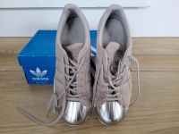 Adidas Superstars grau silber Metallkappe 41 Rheinland-Pfalz - Thalfang Vorschau