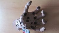 Halloween Deko Zombie Hand mit Wunden Latex Saugnapf Horror NEU Hessen - Homberg Vorschau