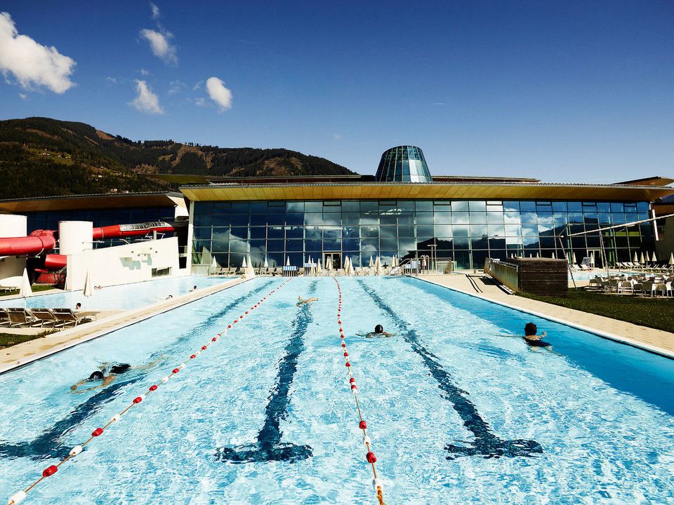 KAPRUN URLAUB 4,5* TAUERN SPA ZELL AM SEE in Österreich lädt ein in Bad Langensalza