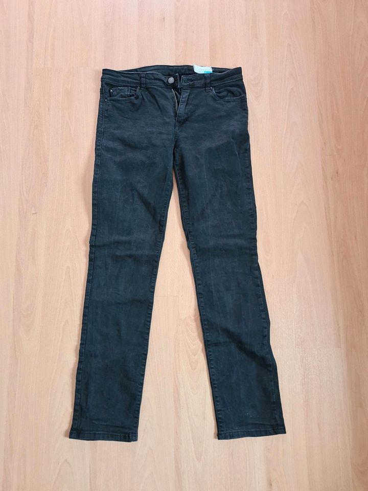 Esprit Organic Jeans schwarz Gr. 29/32 gerader Schnitt in Aglasterhausen