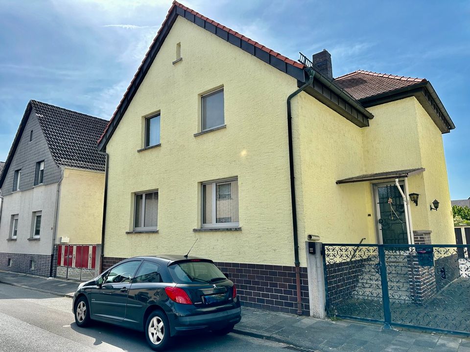 Charmantes Haus mit großem Garten im idyllischen Ortskern in Rodgau