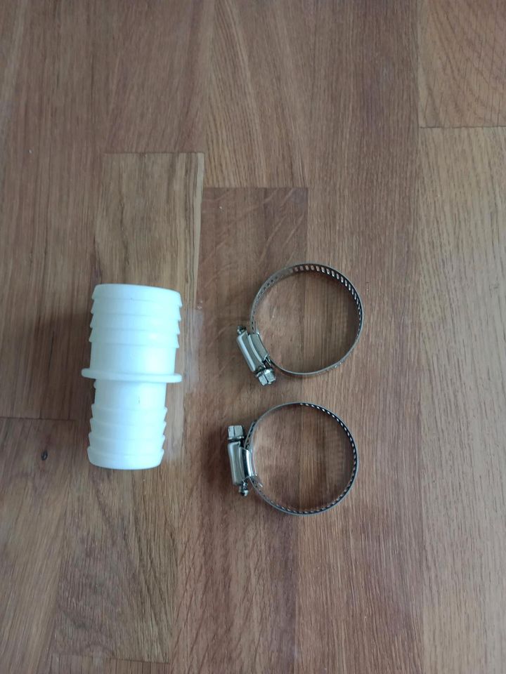 Adapter mit 2 Schellen neu in Berumbur