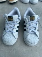 Adidas Superstar Turnschuhe. Größe 25. Top. Nordrhein-Westfalen - Burbach Vorschau