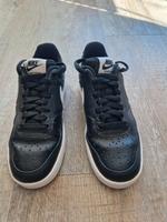 Nike Court Vision Sneaker Damenschuhe Schuhe schwarz Gr. 36 Hessen - Hünstetten Vorschau