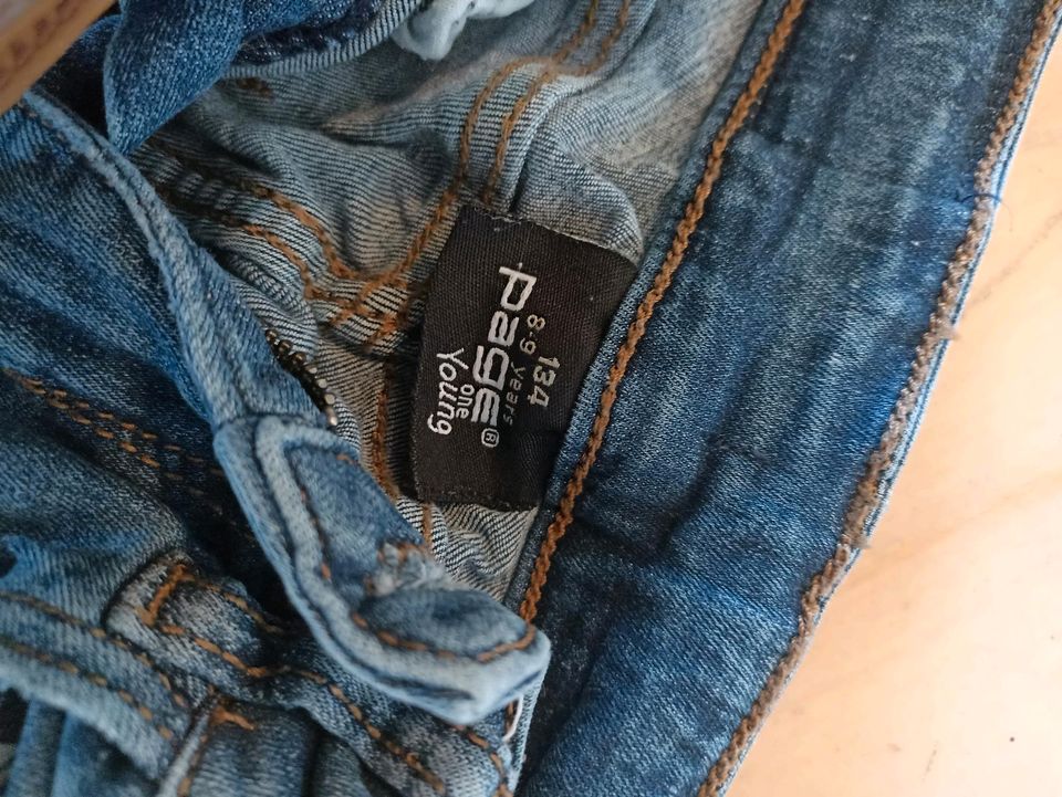 Coole Jeans ❤️ in Westendorf b Kaufbeuren