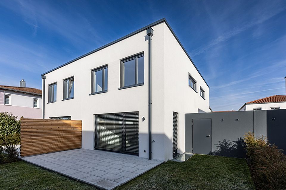 Exklusive Neubau Doppelhaushälfte in Gerolfing in Ingolstadt