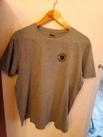 FJÄLL RÄVEN ORIGINAL T-SHIRT, TOP QUALITÄT, TOP ZUSTAND, Gr. M Hessen - Kelsterbach Vorschau