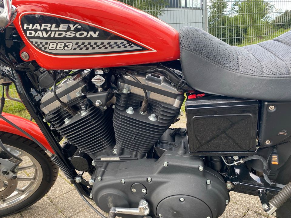 Harley Davidson Sportster XL 883 R in Winnenden