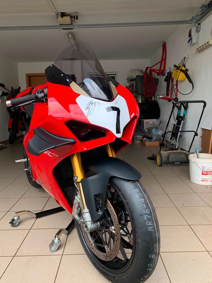 Ducati Panigale V 4 S in Wenden