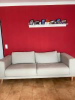 Schönes hell Beiges Sofa mit Kissen inklusive Hessen - Mühlheim am Main Vorschau