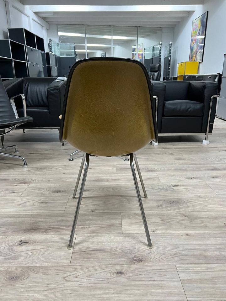 Vitra / Herman Miller - DSX Fiberglas Side Chair - Stoff Braun in Düsseldorf