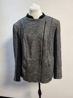 Leichte Jacke von Gerry Weber Gr XXL Länge ca. 65cm Von Achsel zu Bayern - Sachsen bei Ansbach Vorschau