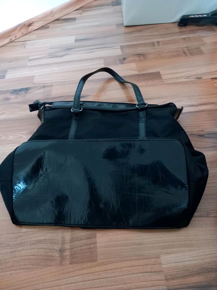 Pierre Cardin Handtasche schwarz wie neu in Wörth an der Isar