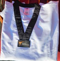 Taekwondo Anzug Adidas 170cm Niedersachsen - Visselhövede Vorschau