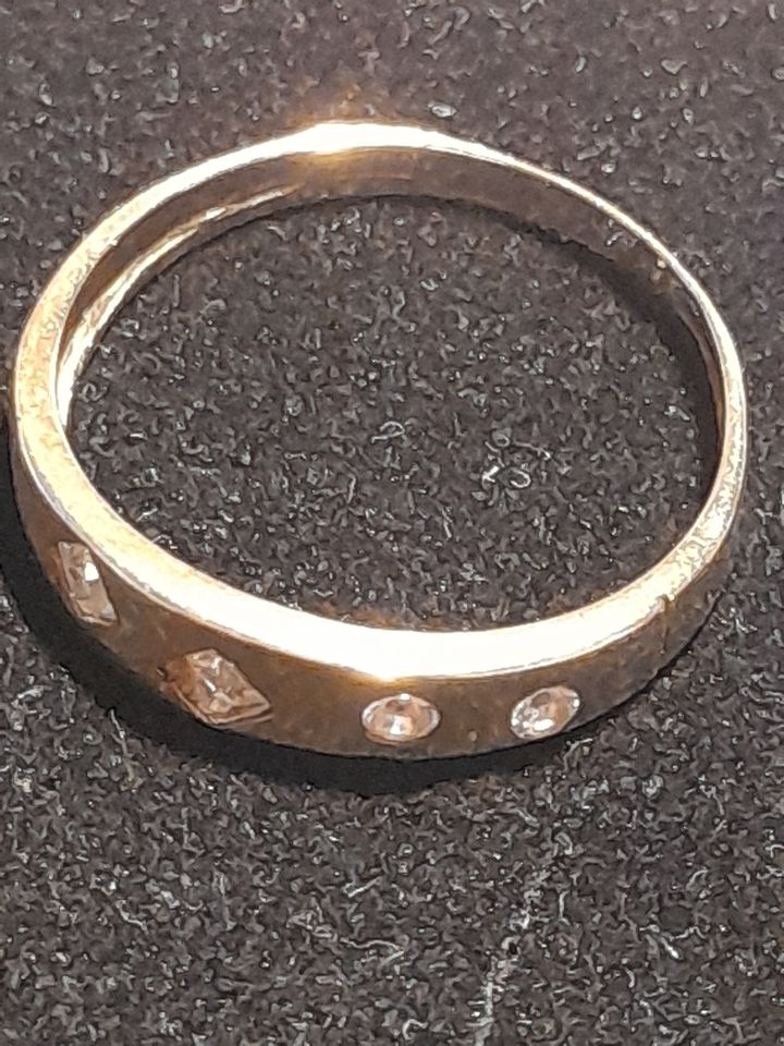 Süsser Goldring mit Zirkonia☆16 mm☆ 333er Gelbgold ☆ in Hessisch Lichtenau