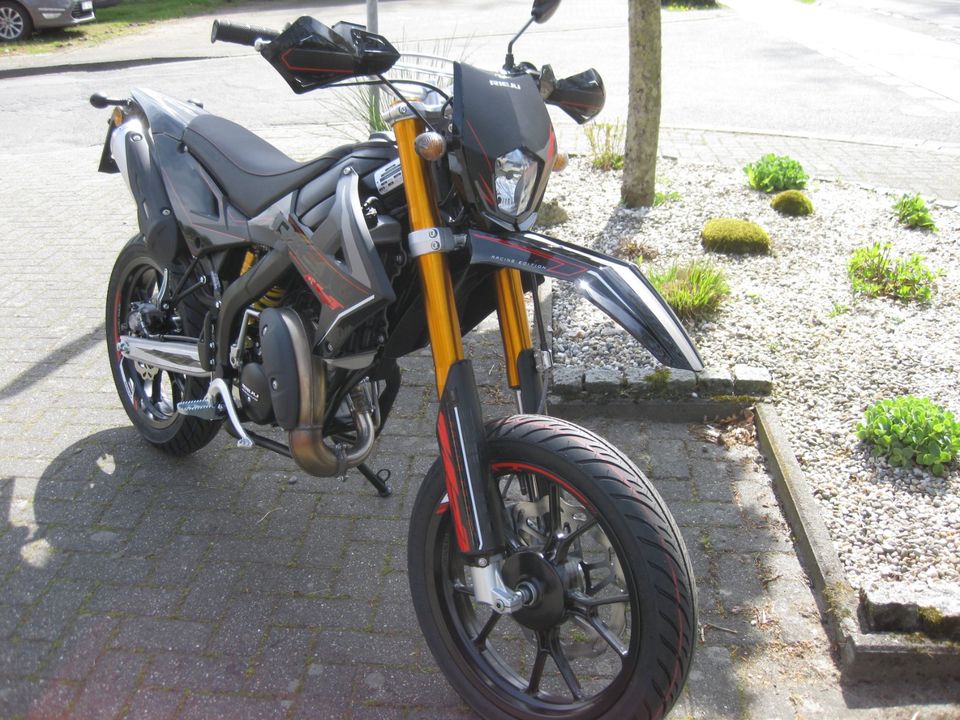 Rieju MRT 50 All Black Supermoto in Werlte 