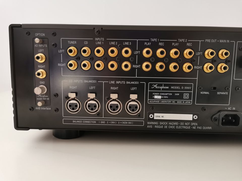 ACCUPHASE E-306V Vollverstärker. Phono-Modul AD-10! Original FB. in Dresden