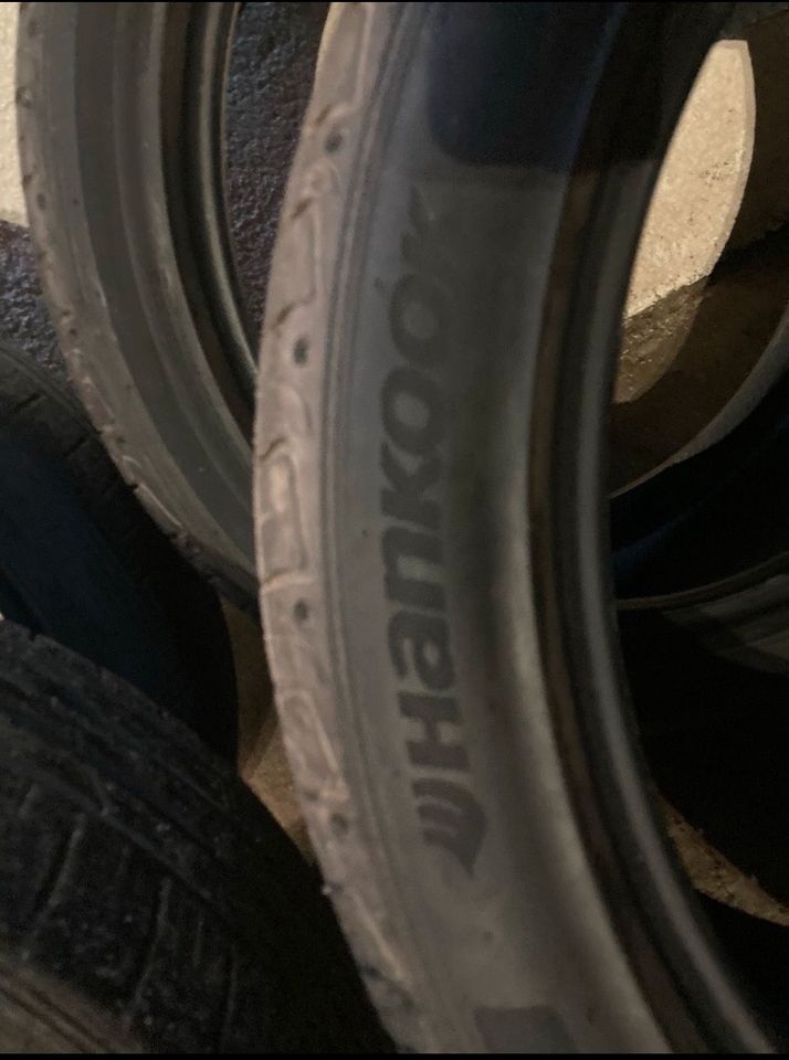 Sommerreifen Hankook 255/40/R20 von 2021 in Elmshorn