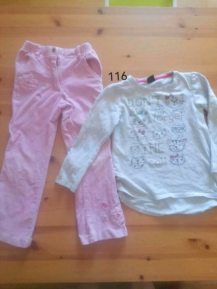 Kleidungs Paket Mädchen 116 in Gera