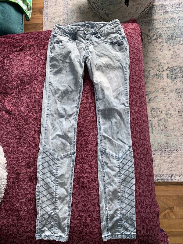 Super heiße tief sitzende Gang Hose Jeans Heiße Form 34-36 36 W27 in Heusenstamm